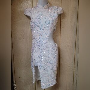 Elegant White Sequin Dress